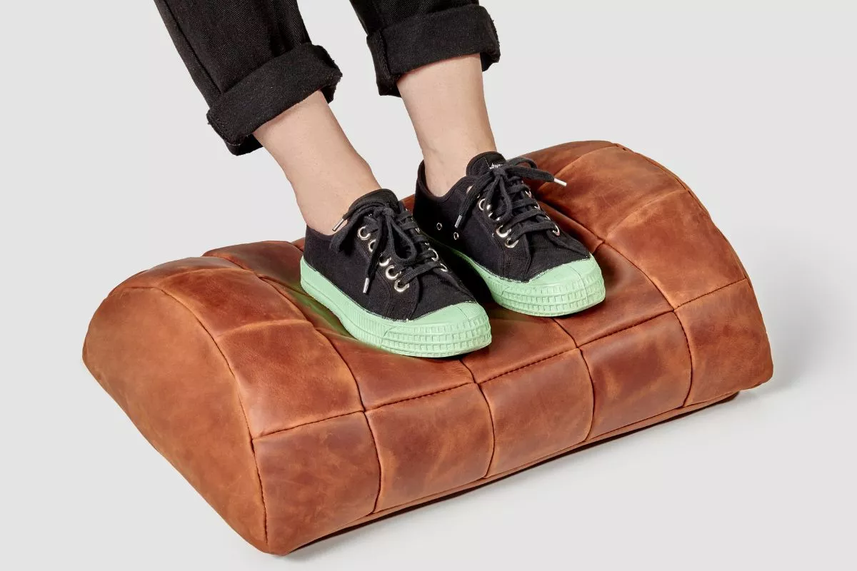 Apoio para os pés ergonômico
