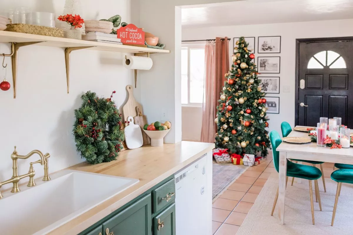Estratégias Para Economizar na Decoração Natalina