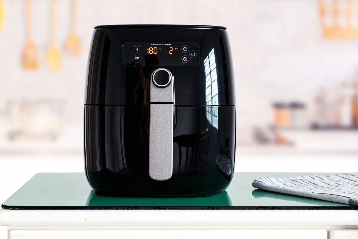 8 Truques para manter a Air Fryer novinha por mais tempo usando todo dia