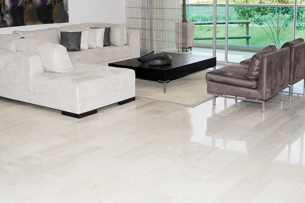 Como Recuperar o Brilho do Porcelanato e Renovar Sua Casa com Facilidade!