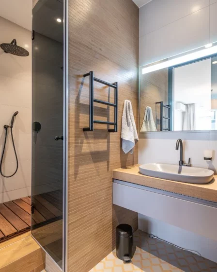 Banheiro Pequeno Moderno e Luxuoso