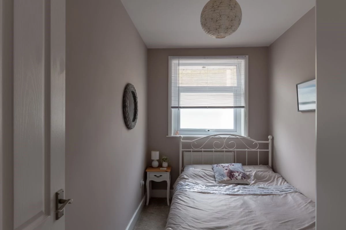 Quarto de casal pequeno